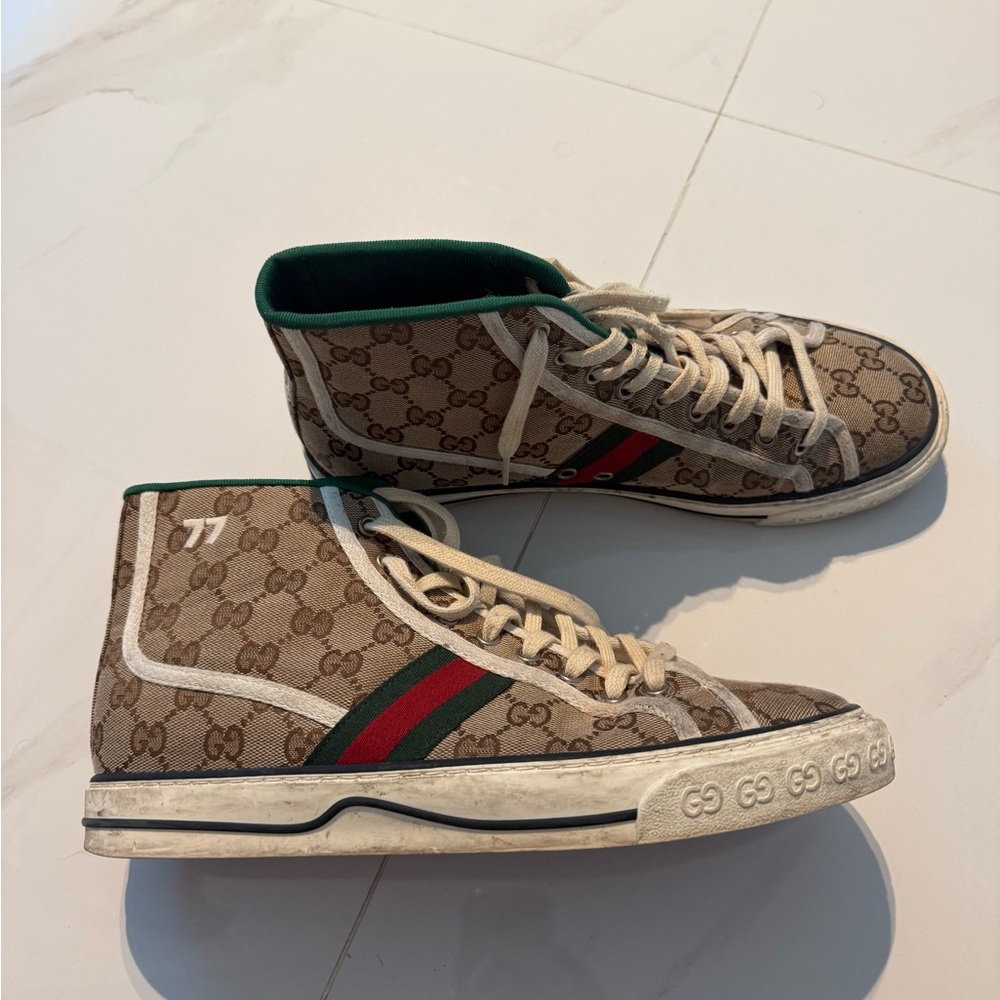 Gucci Beige High-Top Sneakers with Green and Red Accents